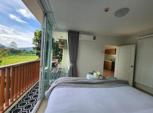 Bann Khao Yai Corner 50sqm - King Bed - Fiber Optic Internet