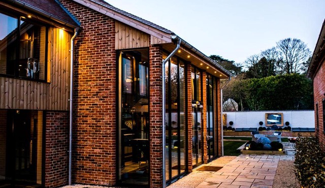 Baraset Barn Hotel