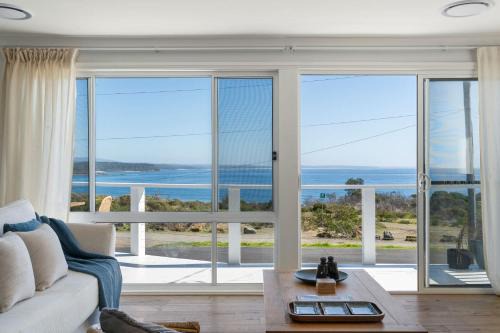 Bawley Blue - oceanfront 4BR pet-friendly retreat