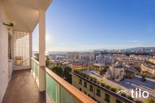 Beach 8M| 2BR| Parking by Tilo