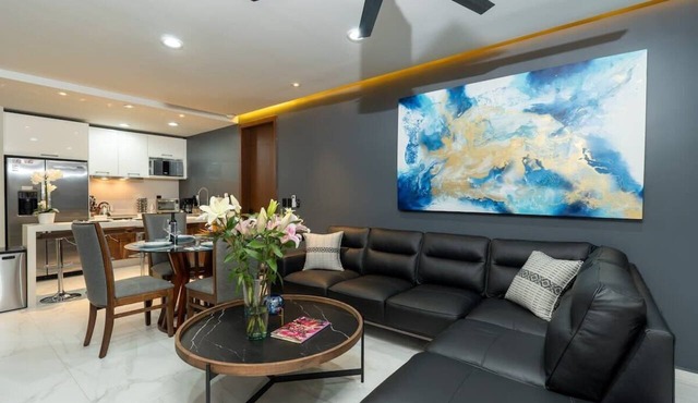 Beach Access, 4 Beds, 2 Bedroom, 2 Bath Quadrant 4107