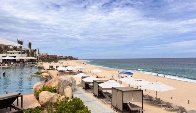 Beach Front Resort Cabo Xmas! 2bd for 6 Dec23-30