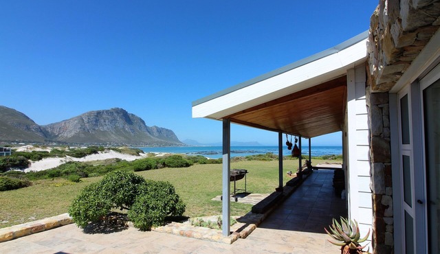 Beach House in Betty's Bay