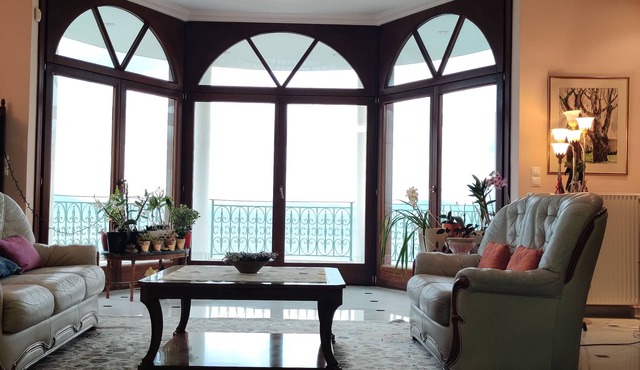 Beachfront Luxury Apartment Attica