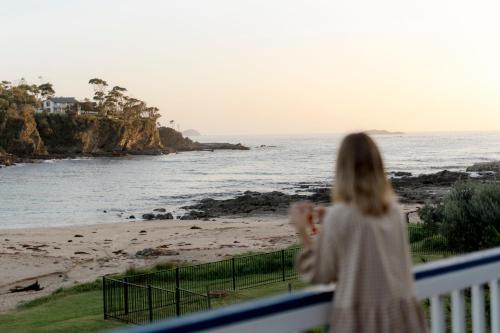 Beachfront Shack Malua Bay - Dog Friendly with EV Fast Chgr