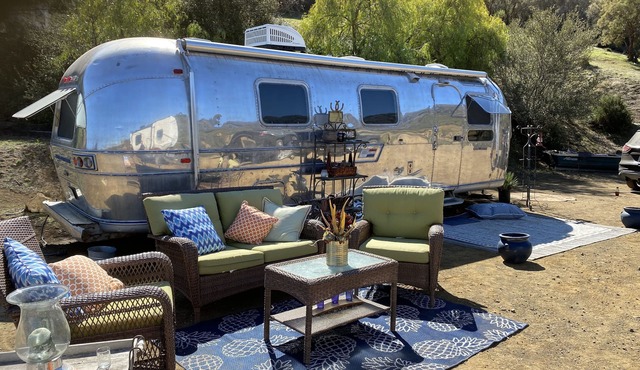 Beautiful 1972 Classic Airstream in Santa Monica Mountains