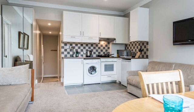 Beautiful 2 bedroom Apartments