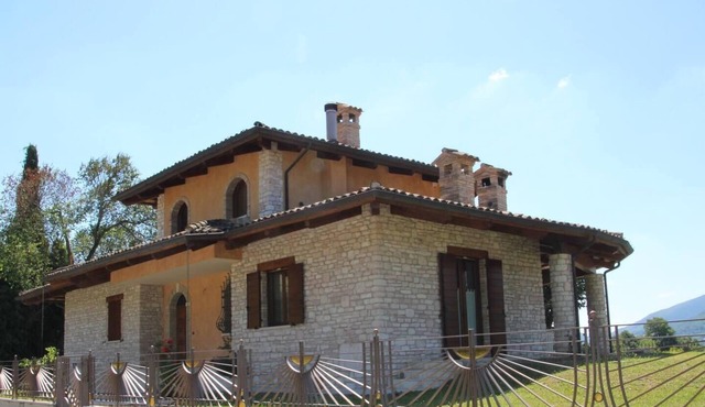 Beautiful 4 bed house in Urbino in the Marche
