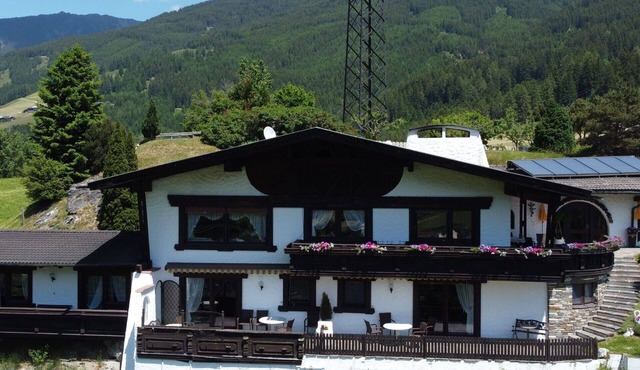Beautiful apartment for 5 people with TV, terrace and panoramic view