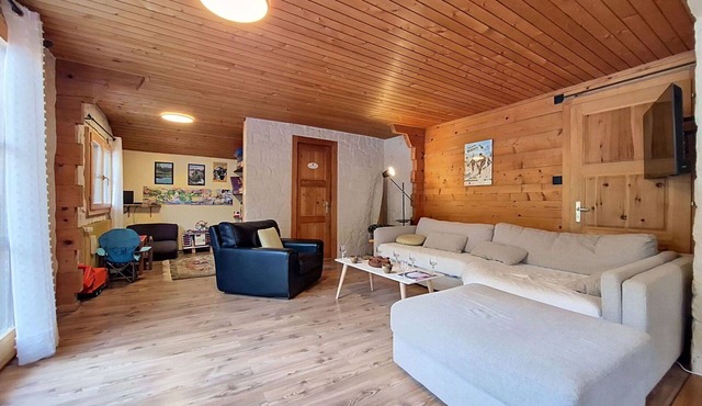 Beautiful apartment for 8 people with WIFI, TV, balcony, pets allowed and panoramic view