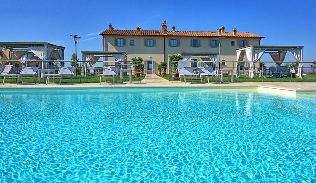 Beautiful apartment for 3 guests with pool, WIFI, A/C, TV and panoramic view