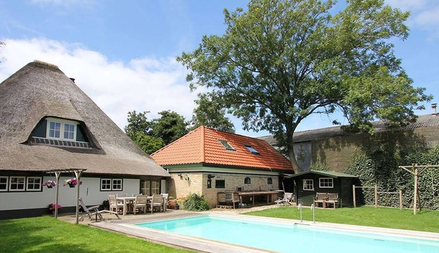 Beautiful apartment on the IJsselmeer near Hoorn and Enkhuizen