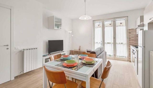 Beautiful holiday home in Riccò del Golfo, in a terraced house, in the province of La Spezia, just 15 minutes by car from the centre of La Spezia. The house is ideal for those seeking tranquility and nature, but with the convenience of being close to th