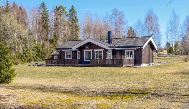 Beautiful Home In Aremark With Kitchen