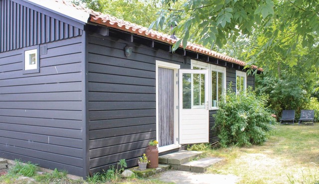 Beautiful home in Wijdenes with house sea view