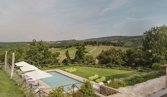 Beautiful private villa for 12 people with WIFI, A/C, private pool, close to Greve In Chianti