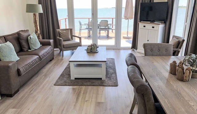 Beautiful private villa for 6 guests with WIFI, TV and terrace