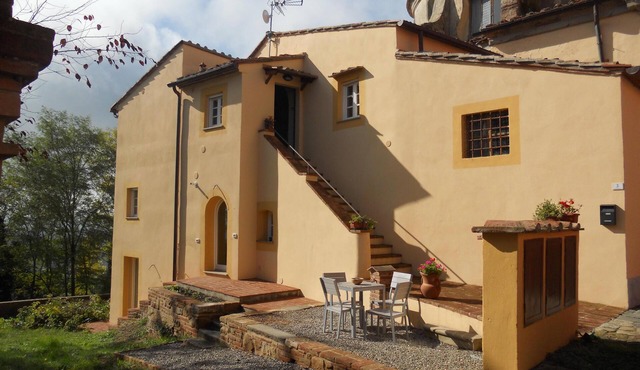 Beautiful Restored Two Bedroom Holiday Apartment with Infinity pool
