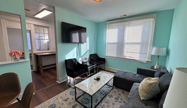 Beautiful Spacious Apartment 5 Beds with Easy Parking