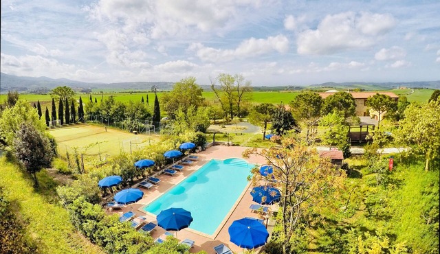 Beautiful Tuscan Villa surrounded by greenery between sea and hills