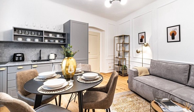 Beautifully Renovated Apartment at Lesser Town Square by EasyBNB Premium