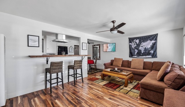 Big family friendly space, 3 bedrooms near beaches!