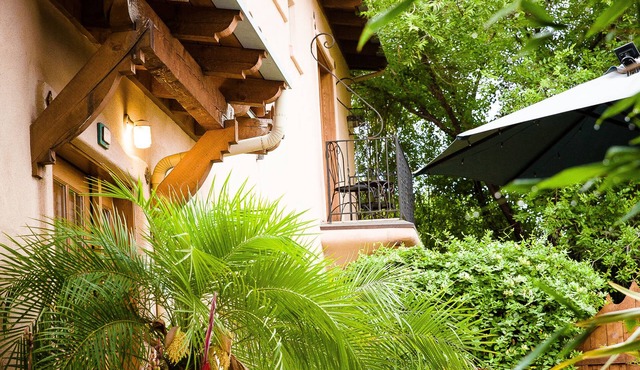 Blue Iguana Inn