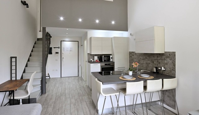 Boutique Apartment "Divided Two" in Florence