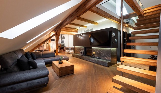 Boutique Old Town Loft Apartment with A/C by EasyBNB Premium