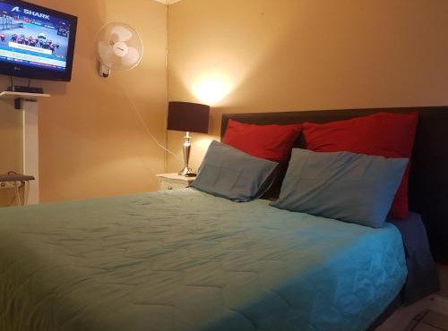 Boutique self catering Guesthouse 4 independent cottages that sleep 13 in total