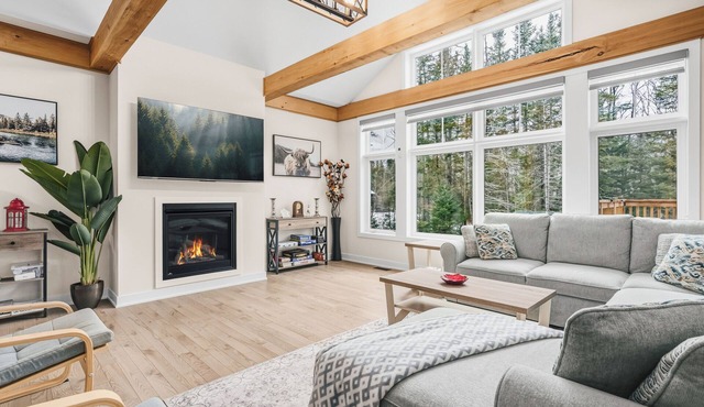 Brand New spacious & beautiful cottage in Northern Lights - Huntsville, Muskoka