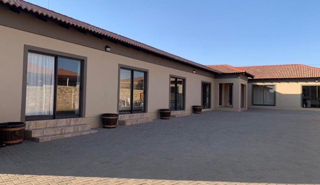 Bread & Barrel Eureka Kimberley