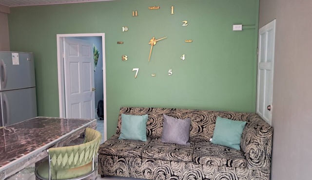 Breadfruit Lodge Bago