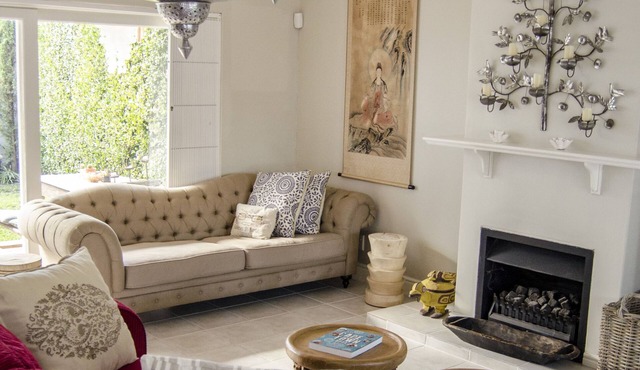 Bright and beautiful 3 bed home. Lots of character and style.