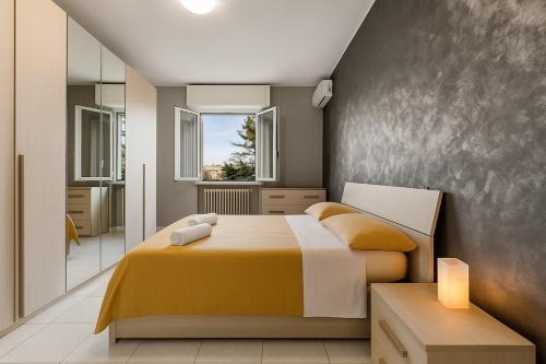 Bright apartment near Milan and Linate AC