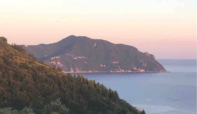 Bubo House Sea View