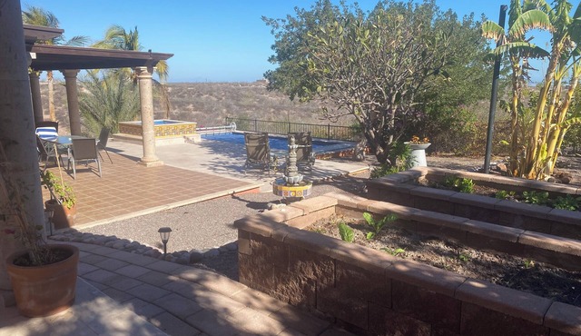 Bungalow with pool in beautiful El Centenario, La Paz Baja California Sur