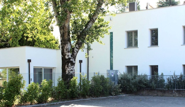 CA BIANCA GROUND A HAVEN OF PEACE WITH GARDEN IN THE BEAUTIFUL CITY OF BOLOGNA
