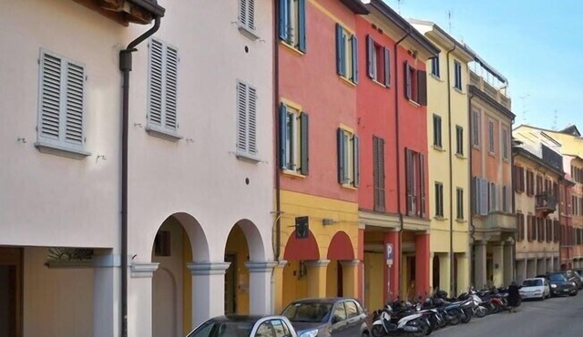 'Ca' di Vale': cozy flat in the centre of Bologna. Rooftops view of the town.