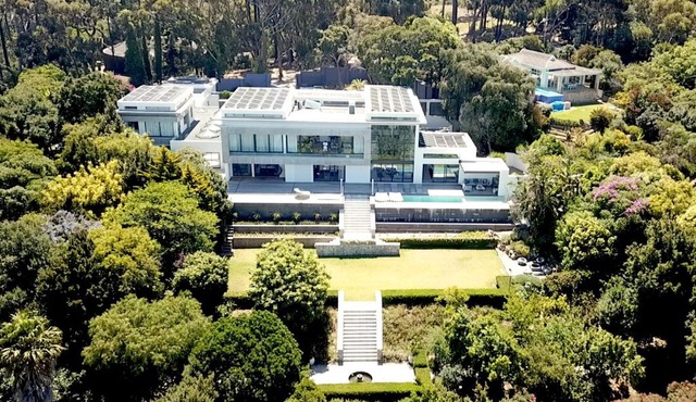 Camelot Villa