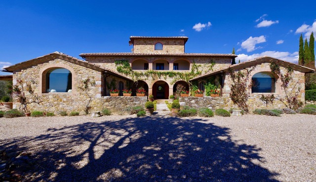 Camparone Light by ArcenoRentalsClub Magnificent Chianti Villa Pool Concierge