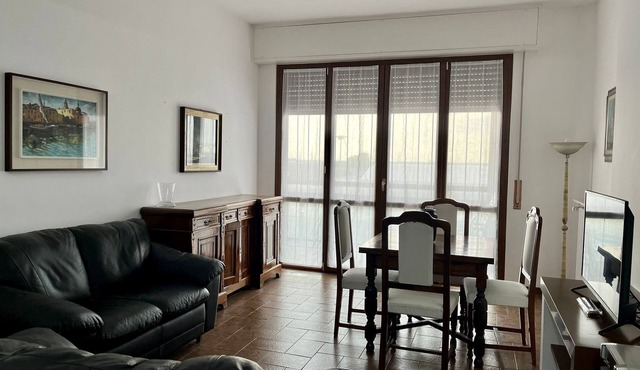 Carlina House