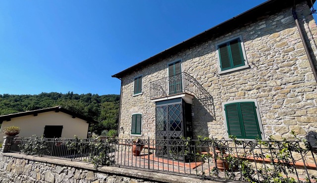 Casa Barzette: a vacation surrounded by peace, history and nature.