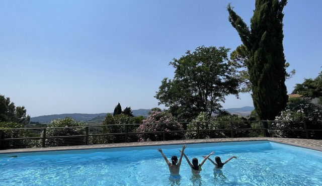 Casa Bianca Villa with sea view by ToscanaTour