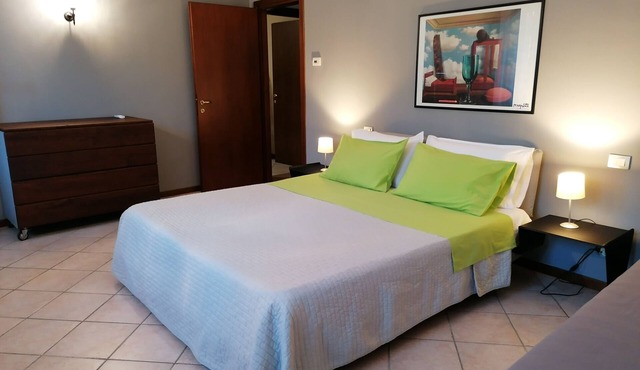 Casa Clelia - Between Brescia and Lake Garda 2 large rooms, living room, kitchen