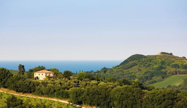 Casa Eugenia 8, Emma Villas