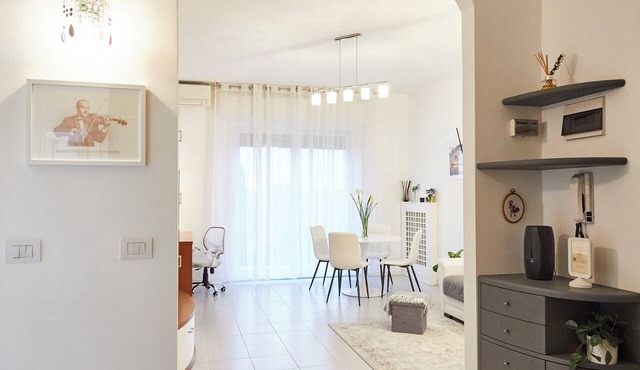 Casa Musa bnb | Comfortable and bright | Between hills, old town and sea