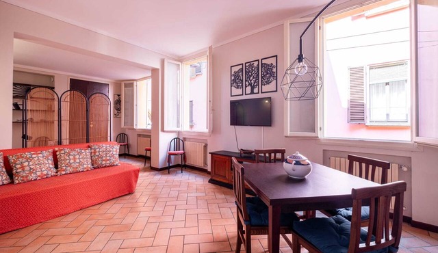 Casa Petroni, in the heart of Bologna