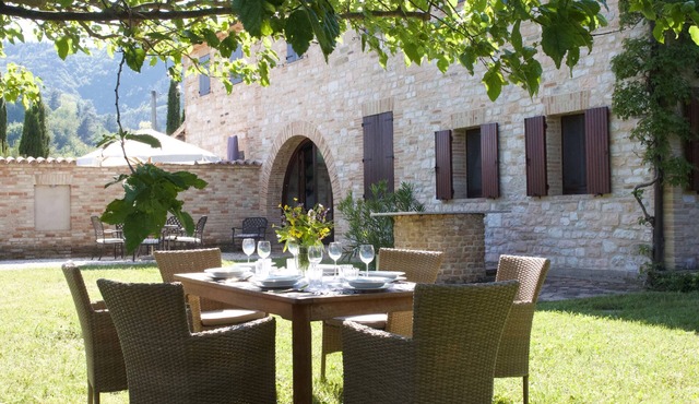 Casa San Martino - quiet Rustico with pool (4 + 3 persons) and large garden
