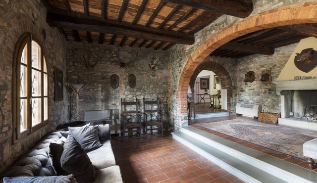 Casa Selva - Eight Bedroom Castle, Sleeps 16